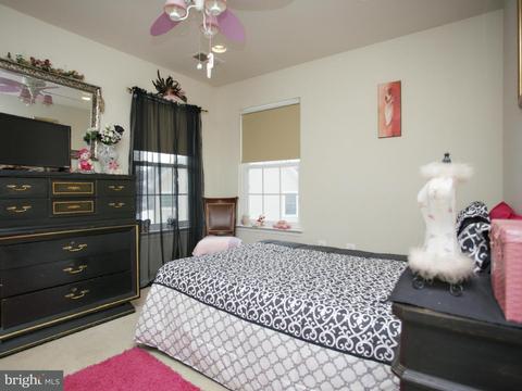 3357 Lady Catherine Cir, Triangle, VA 22172 photo 12