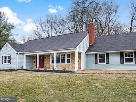 8785 Oxwell Ln, Laurel, MD 20708 photo 2