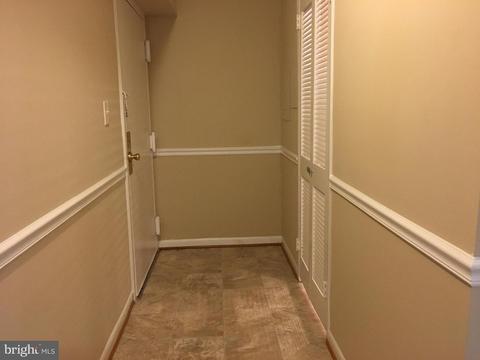 11635 Stoneview Sq #2B, Reston, VA 20191 photo 2