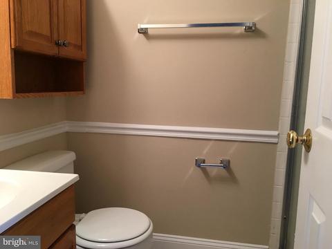 11635 Stoneview Sq #2B, Reston, VA 20191 photo 12