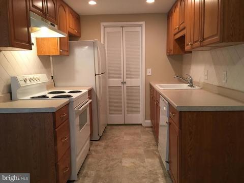11635 Stoneview Sq #2B, Reston, VA 20191 photo 5