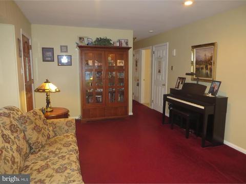 811 Drexel Ave, Delran, NJ 08075 photo 3