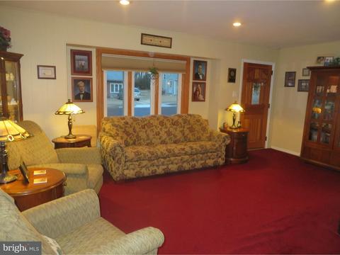 811 Drexel Ave, Delran, NJ 08075 photo 2