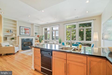2363 Champlain St NW #22, Washington, DC 20009 photo 11