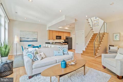 2363 Champlain St NW #22, Washington, DC 20009 photo 6