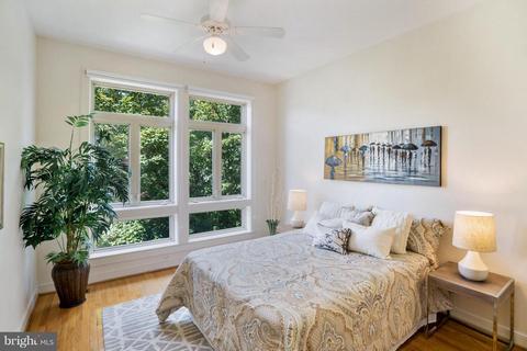 2363 Champlain St NW #22, Washington, DC 20009 photo 17