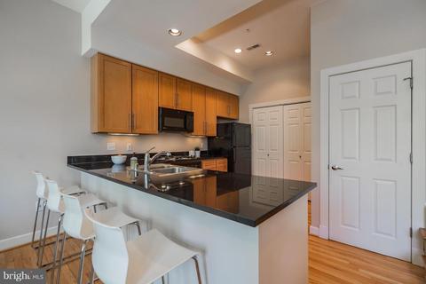 2363 Champlain St NW #22, Washington, DC 20009 photo 12