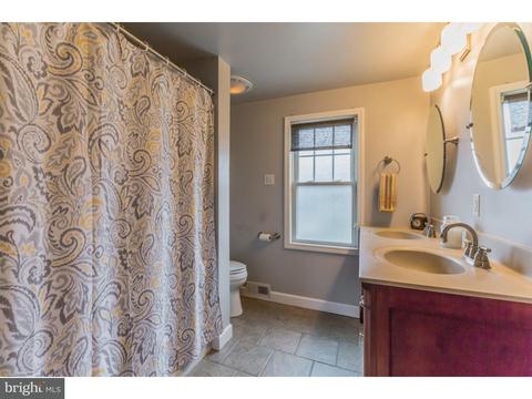 376 E Holly Ave, Pitman, NJ 08071 photo 18