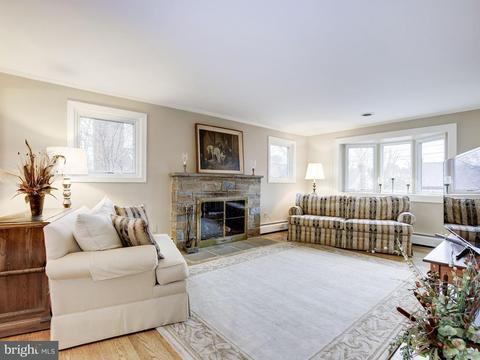 409 Kerwin Rd, Silver Spring, MD 20901 photo 2
