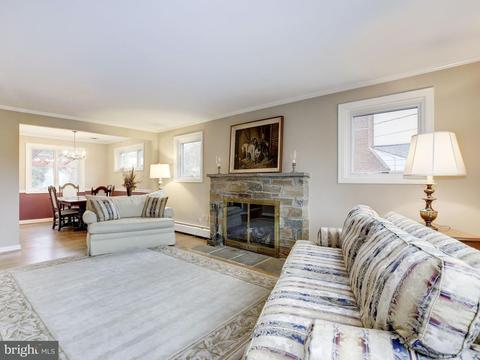 409 Kerwin Rd, Silver Spring, MD 20901 photo 3