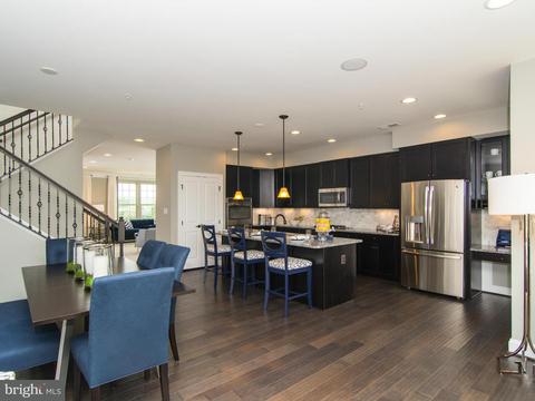 6466 Walcott Ln, Frederick, MD 21703 photo 5