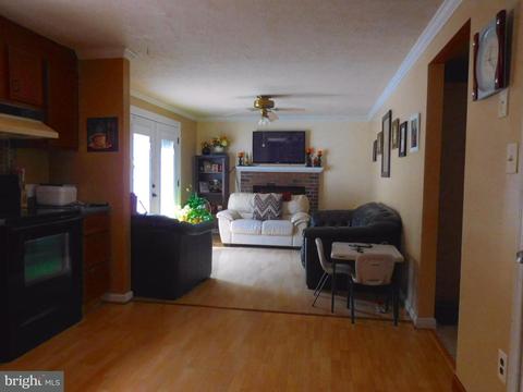 526 Logan St, Frederick, MD 21701 photo 11