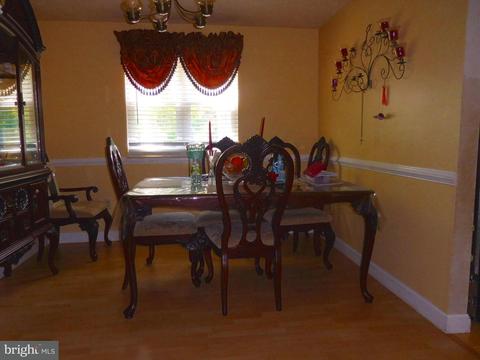 526 Logan St, Frederick, MD 21701 photo 7