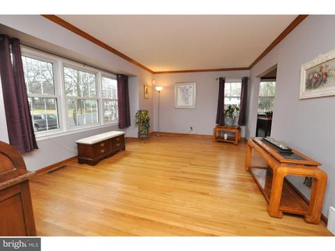 25 Montclair Dr, Delran, NJ 08075 photo 5