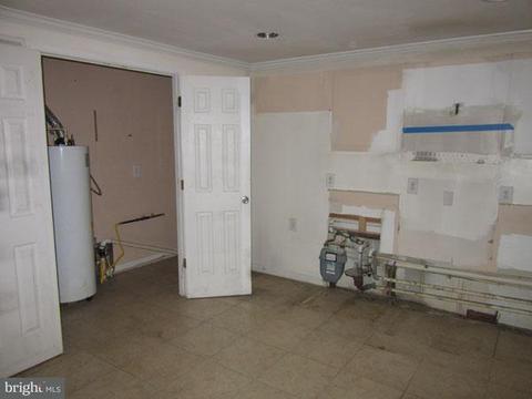 3009 Freeway, Halethorpe, MD 21227 photo 5