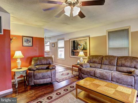 9155 Gross Ave, Laurel, MD 20723 photo 4