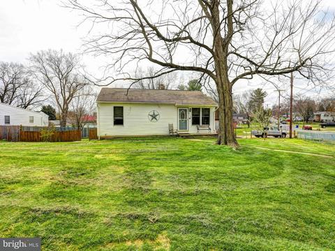 9155 Gross Ave, Laurel, MD 20723 photo 1