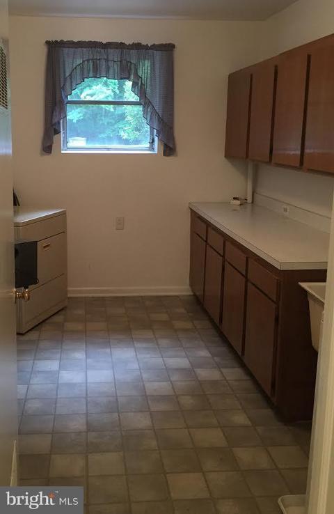 18315 Candice Dr, Triangle, VA 22172 photo 11