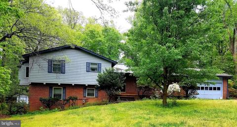 18315 Candice Dr, Triangle, VA 22172 photo 1