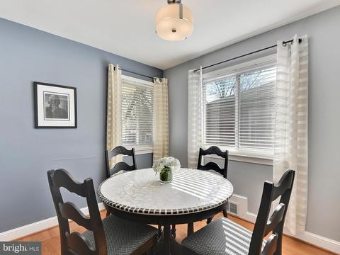 9914 Markham St, Silver Spring, MD 20901 photo 6