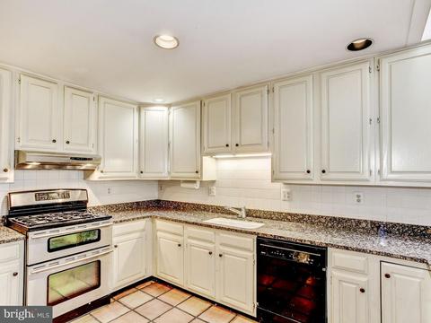 6816 Dillon Ave, Mclean, VA 22101 photo 10