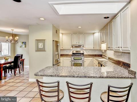 6816 Dillon Ave, Mclean, VA 22101 photo 8