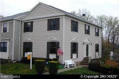 7672 Southern Oak Dr, Springfield, VA 22153 photo 1