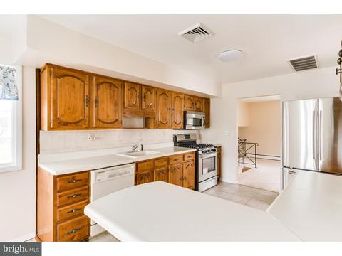 46 Rolling Ln, Hamilton, NJ 08690 photo 13