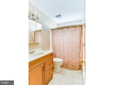 46 Rolling Ln, Hamilton, NJ 08690 photo 16