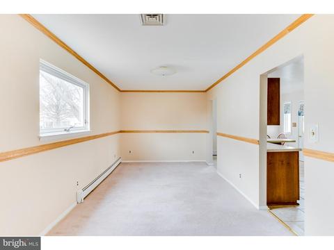 46 Rolling Ln, Hamilton, NJ 08690 photo 8