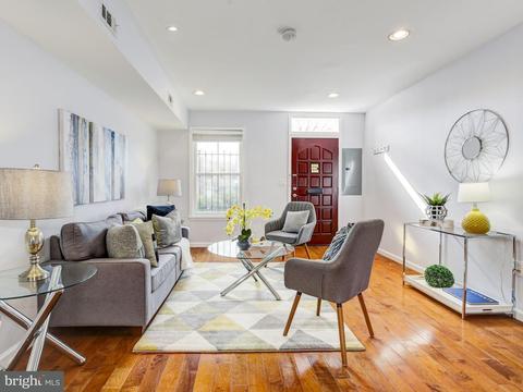 1128 C St NE, Washington, DC 20002 photo 4