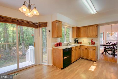 8505 Bovelder Dr, Laurel, MD 20708 photo 10