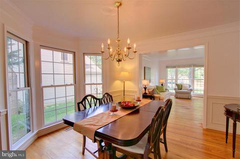 8505 Bovelder Dr, Laurel, MD 20708 photo 5