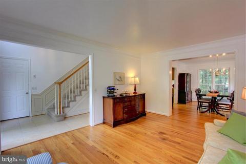 8505 Bovelder Dr, Laurel, MD 20708 photo 4