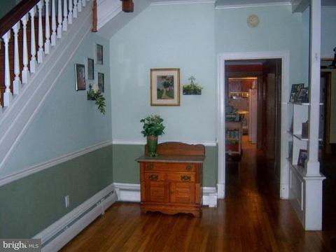 201 8th St S, Denton, MD 21629 photo 1