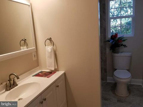 9305 Walden Rd, Silver Spring, MD 20901 photo 17