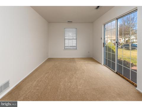 643 Cascade Dr S, Mount Laurel, NJ 08054 photo 9