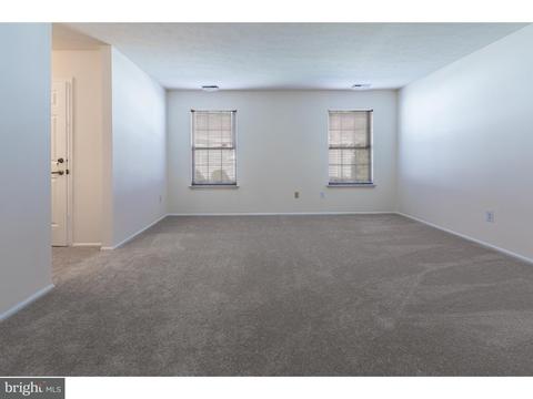 643 Cascade Dr S, Mount Laurel, NJ 08054 photo 14