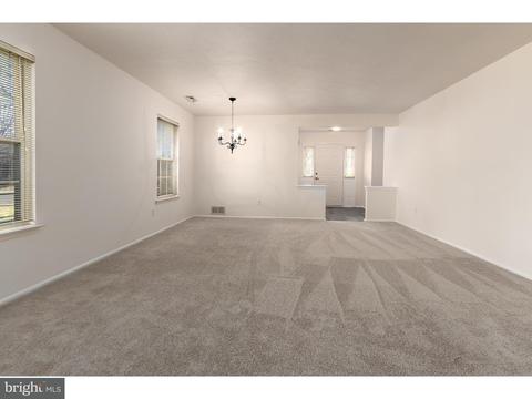 643 Cascade Dr S, Mount Laurel, NJ 08054 photo 8