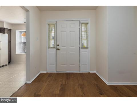 643 Cascade Dr S, Mount Laurel, NJ 08054 photo 3