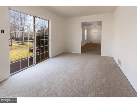 643 Cascade Dr S, Mount Laurel, NJ 08054 photo 10