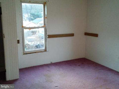 604 Third St, Kitzmiller, MD 21538 photo 7