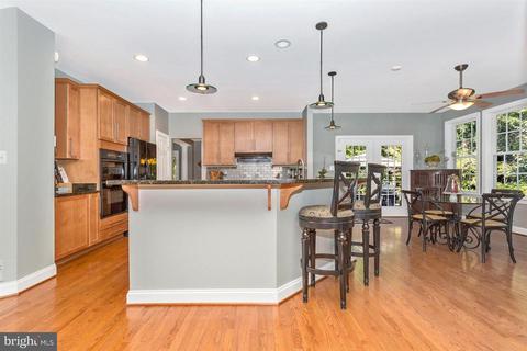 4209 Sequoia Dr, Westminster, MD 21157 photo 17
