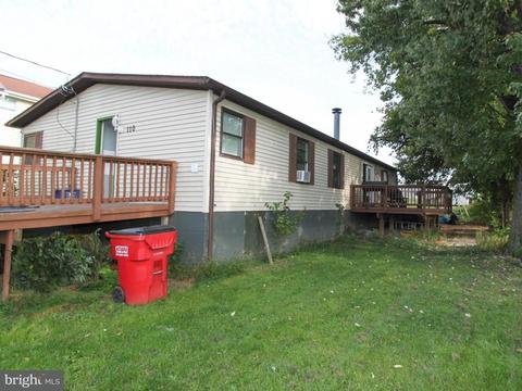 110 11th Ave E, Ranson, WV 25438 photo 1