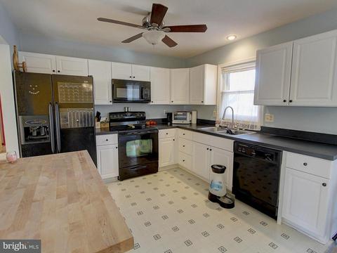 309 Cardinal Rd, Lititz, PA 17543 photo 6