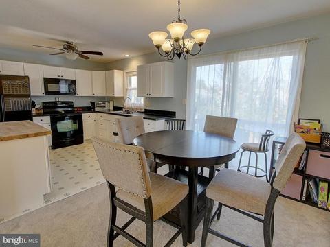 309 Cardinal Rd, Lititz, PA 17543 photo 5