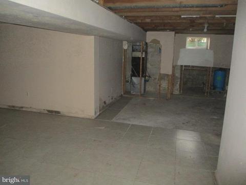 1551 Fairmount Rd, Hampstead, MD 21074 photo 9