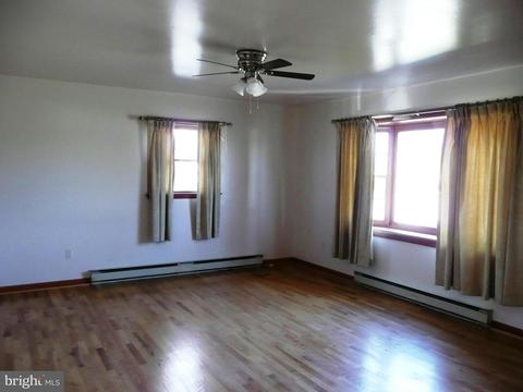 97 Cherry Hill Rd, Ranson, WV 25438 photo 2