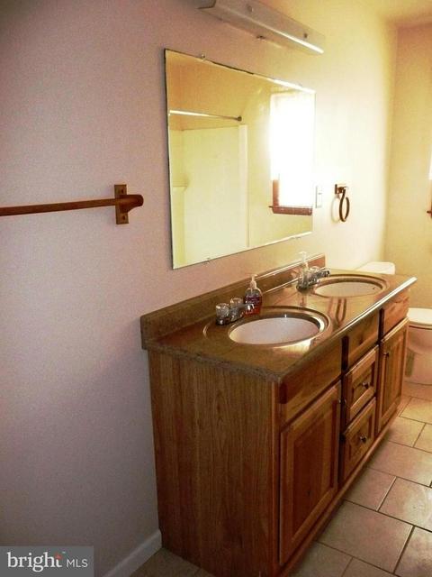 97 Cherry Hill Rd, Ranson, WV 25438 photo 9