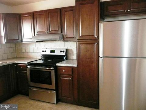 97 Cherry Hill Rd, Ranson, WV 25438 photo 6